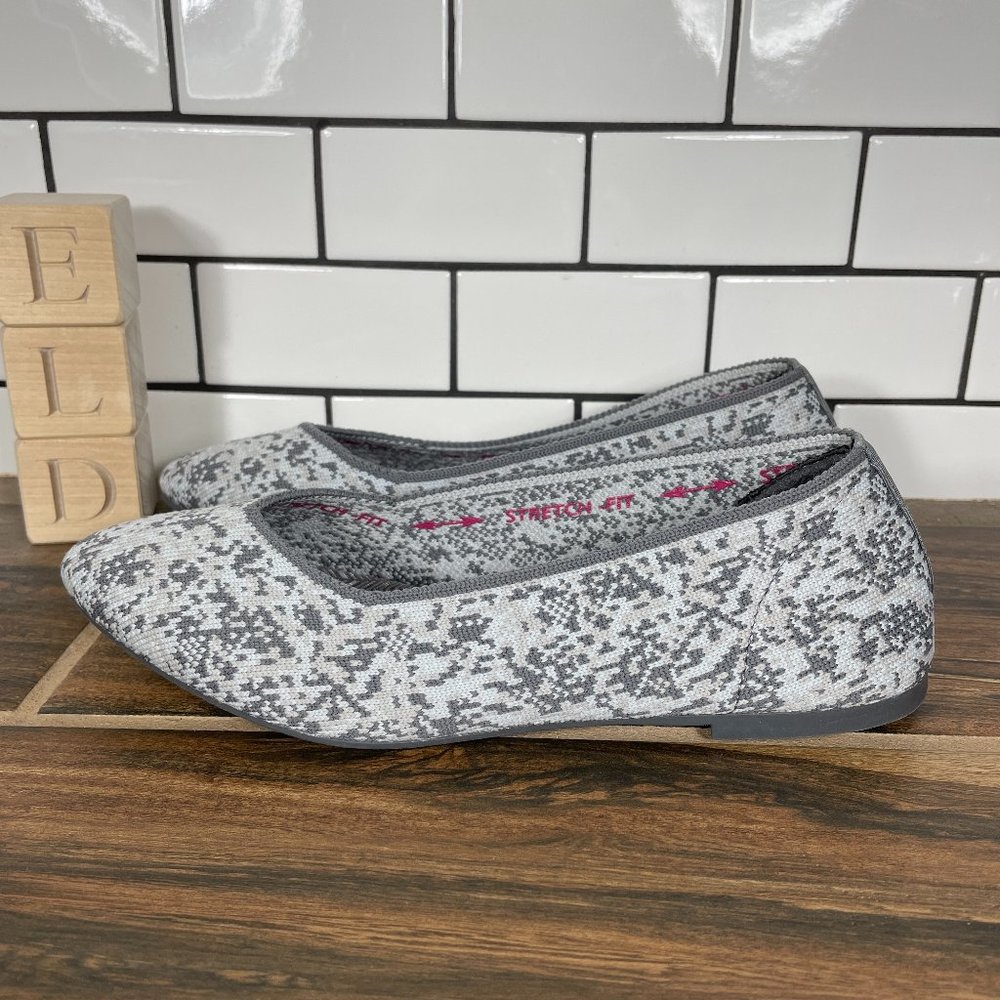 Skechers Cleo Camo Girl Womens Size 6 Shoes Gray Stretch Comfort Ballet Flat NEW